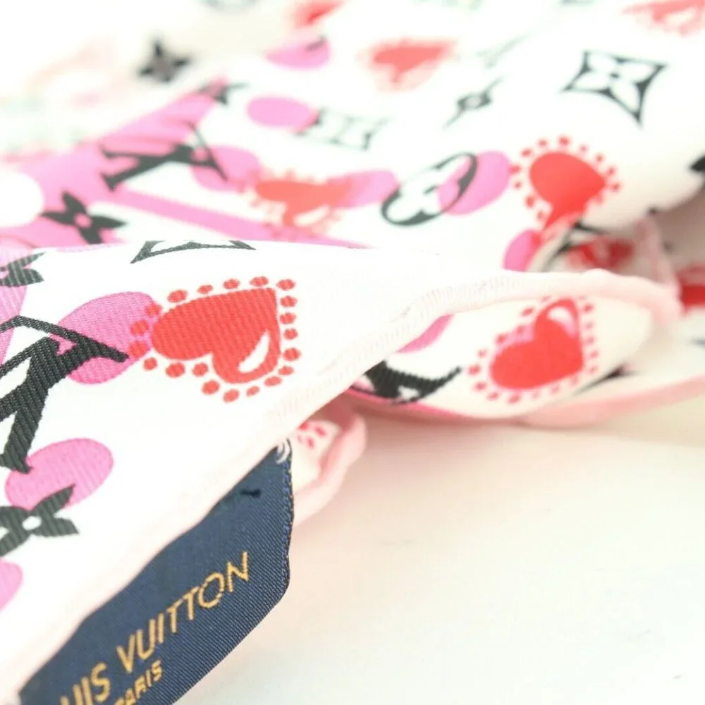 Louis Vuitton Rare Valentine Heart Monogram Silk Scarf 3LK0315